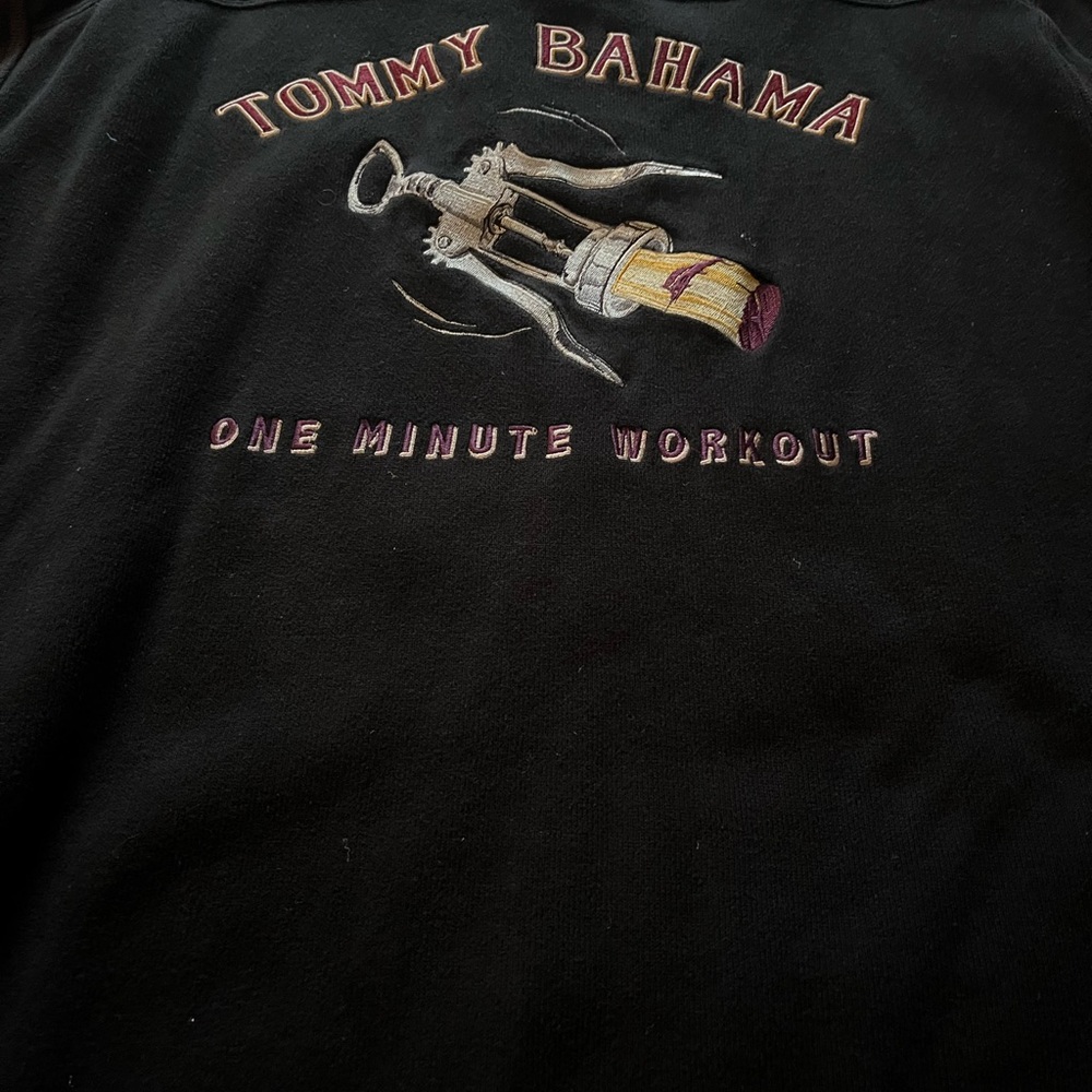 Tommy Bahama men’s quarter zip up sweater, Black with One minute workout on back - Picture 6 of 8